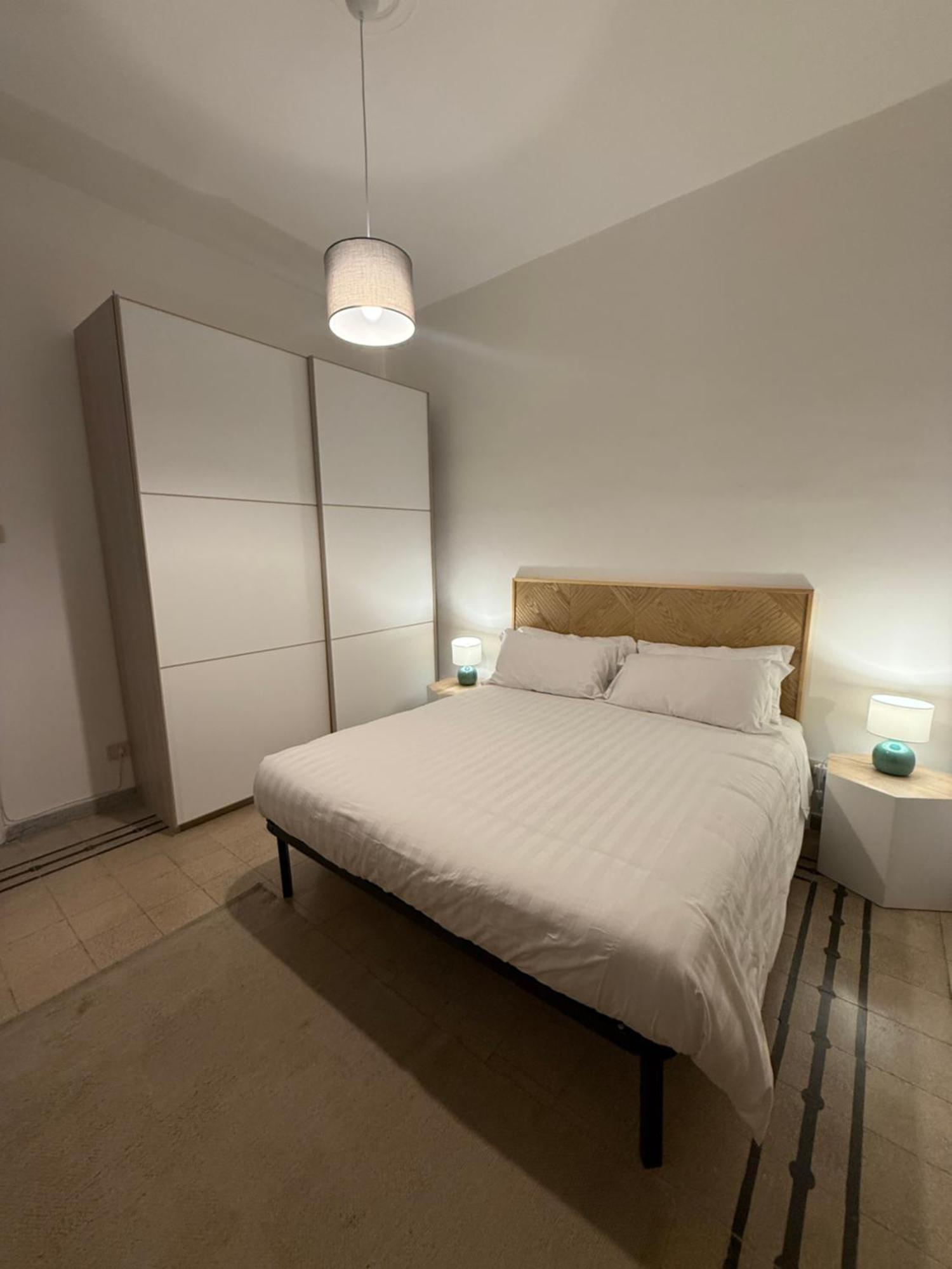 Pietra Apartment,Colosseo — Photos 2